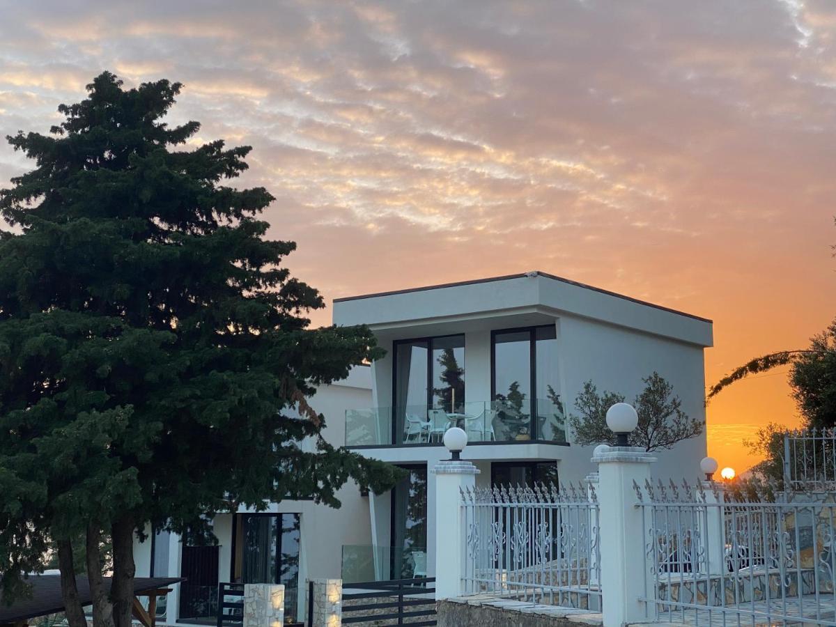 Summer Wine Boutique Hotel Dhermi Exterior photo
